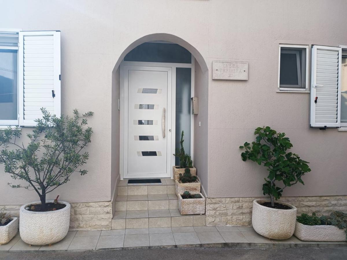 Apartments Vrime Biograd Na Moru Ngoại thất bức ảnh