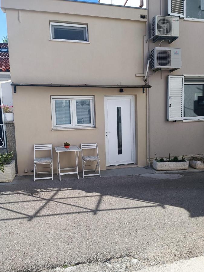 Apartments Vrime Biograd Na Moru Ngoại thất bức ảnh