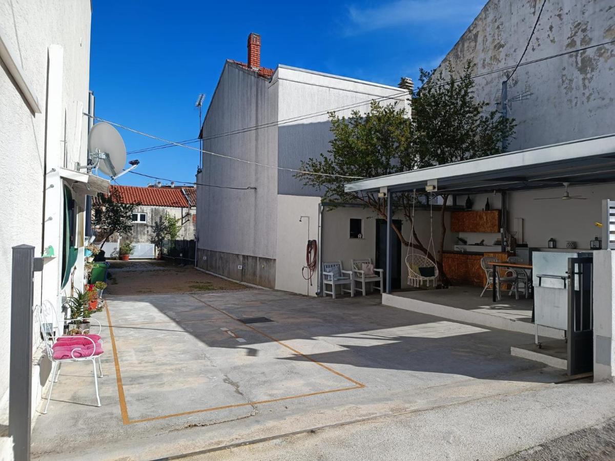 Apartments Vrime Biograd Na Moru Ngoại thất bức ảnh