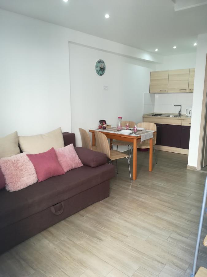 Apartments Vrime Biograd Na Moru Ngoại thất bức ảnh
