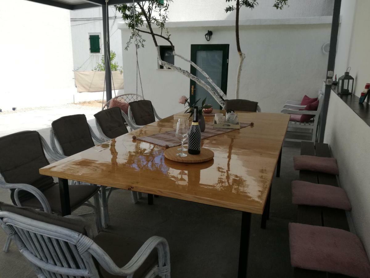 Apartments Vrime Biograd Na Moru Ngoại thất bức ảnh