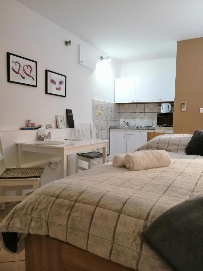 Apartments Vrime Biograd Na Moru Ngoại thất bức ảnh